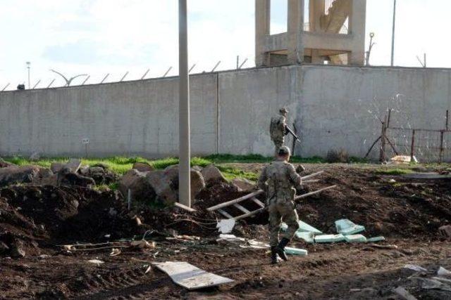 6 Pkk'lının Firar Ettiği Cezaevinde, Kuledeki Nöbetçi Asker Uyumaya Gitmiş