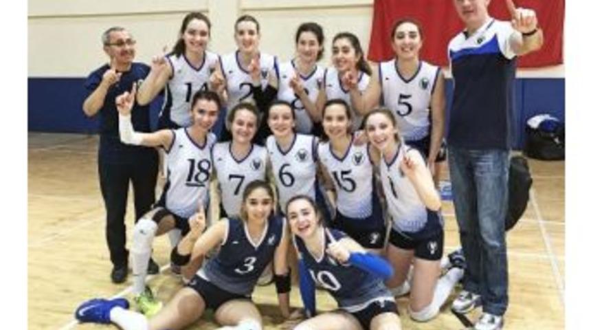 Yaşar &Uuml;niversitesi Kadın Voleybol Takımı Filede 4'&uuml;nc&uuml; Kupaya Koşuyor