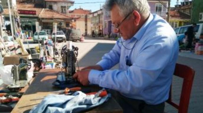 40 Yıldır Dikiş Makinesi Tamirciliği Yapıyor