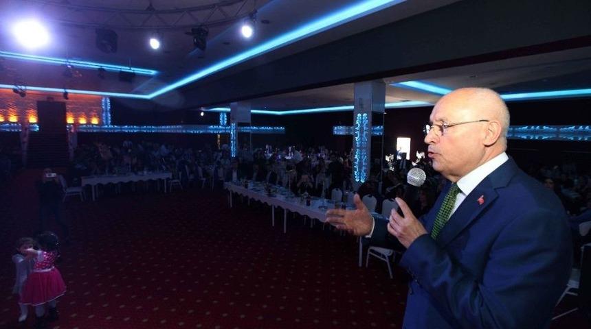 Başkan Yaşar Kadınları Yalnız Bırakmadı