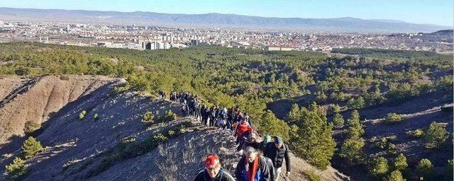 Esdag’dan Karacaşehir’de Doğa Yürüyüşü