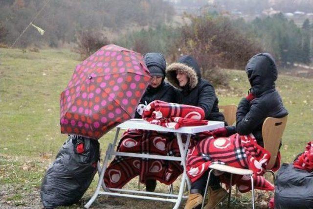 Bolu'da Yağmur Altında Kros Öğrencileri Zorladı