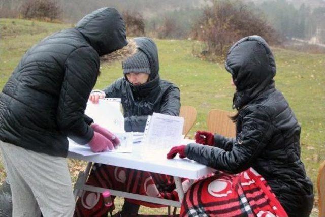 Bolu'da Yağmur Altında Kros Öğrencileri Zorladı