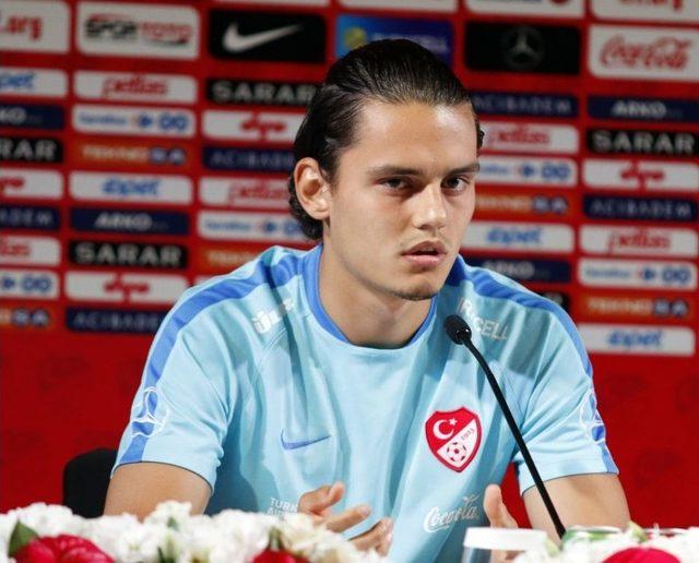 Enes Ünal Hollanda’da Parlıyor