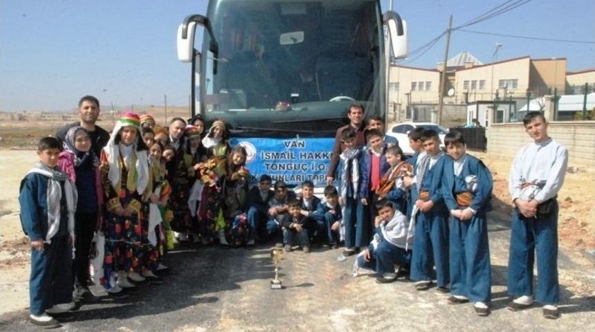 Tuşbalı &Ouml;ğrencilerden B&ouml;lge Birinciliği