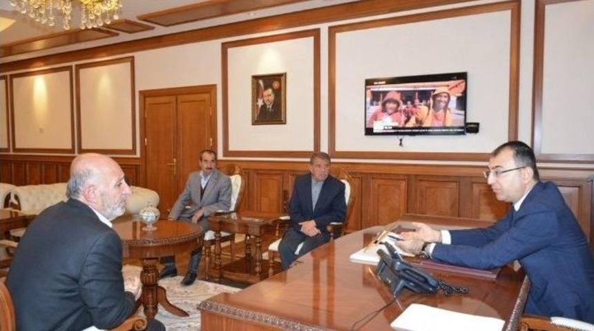 Vali Toprak Akçadağ Heyetini Kabul Etti