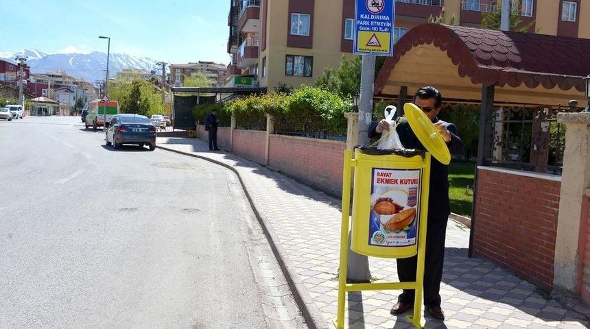 B&uuml;y&uuml;kşehir 2016&rsquo;da 98 Ton Bayat Ekmek Topladı