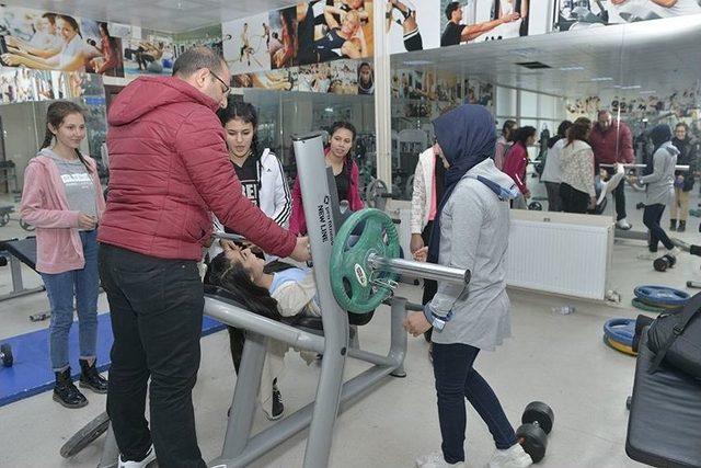 Kadirli Osman Gazi Lisesi’nden Kmü’ye Ziyaret