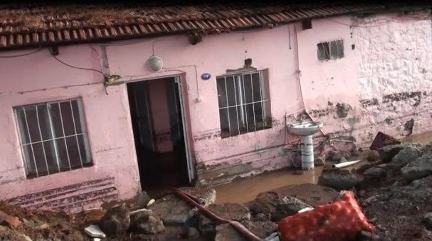 Dikili Sele Teslim Oldu