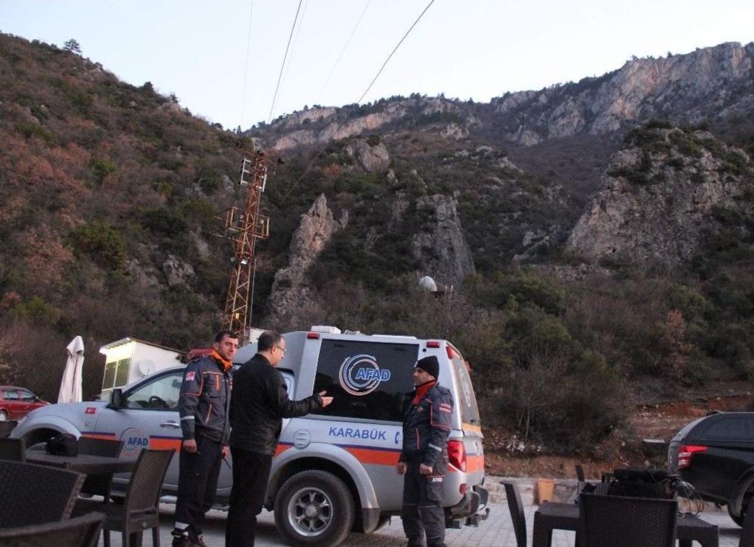 U&ccedil;urumda Mahsur Kalan 2 Suriyeli &Ouml;ğrenci 12 Saatte Kurtarıldı