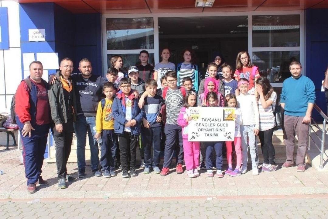 Tavşanlı Gen&ccedil;ler G&uuml;c&uuml;spor, Bursa&rsquo;dan Birincilikle D&ouml;nd&uuml;