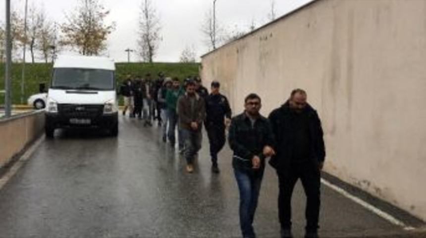 &Ouml;ğrenci Evleri Sorumlusu 7 Ş&uuml;pheli Adliyeye Sevk Edildi