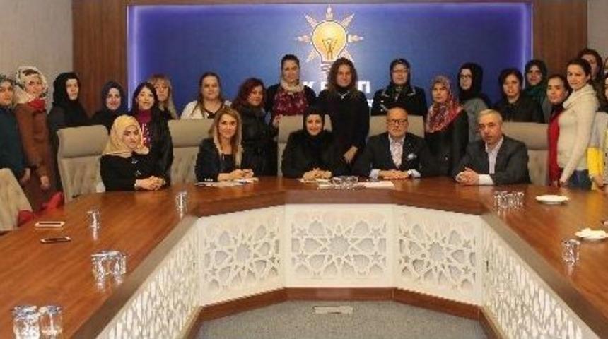 Ak Parti Osmangazi Kadın Kolları&rsquo;nda Yeni D&ouml;nem