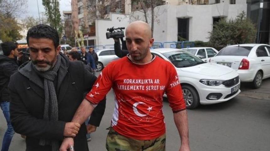 Hdp &Ouml;n&uuml;nde Etekli Eylem