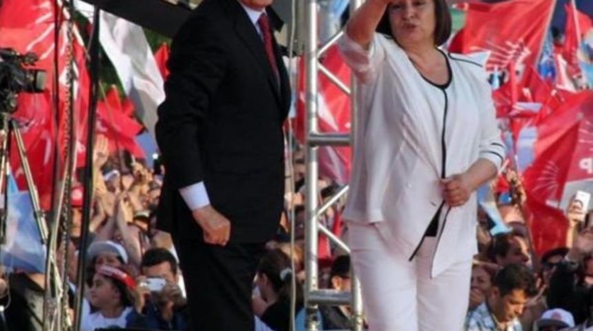 Selvi Kılı&ccedil;daroğlu Ve Chp'li Kadınlar 'hayır' Yazısı Oluşturacak