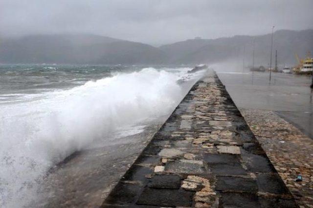 Amasra'da Dev Dalgalar