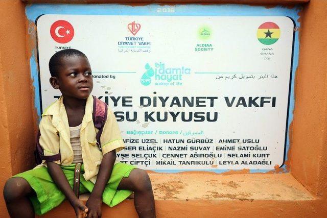 Türkiye Diyanet Vakfı’ndan Gana’ya Su Kuyusu