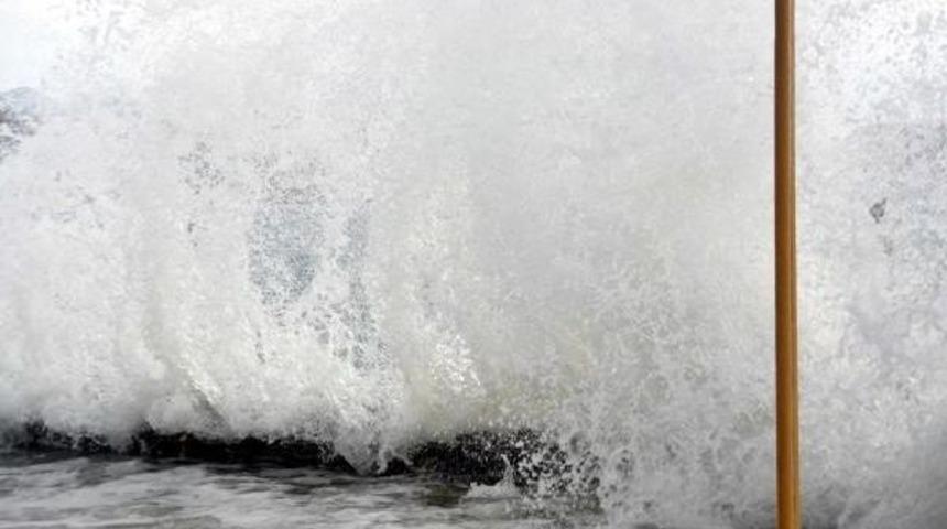 Bodrum'da Lodos Etkili Oldu