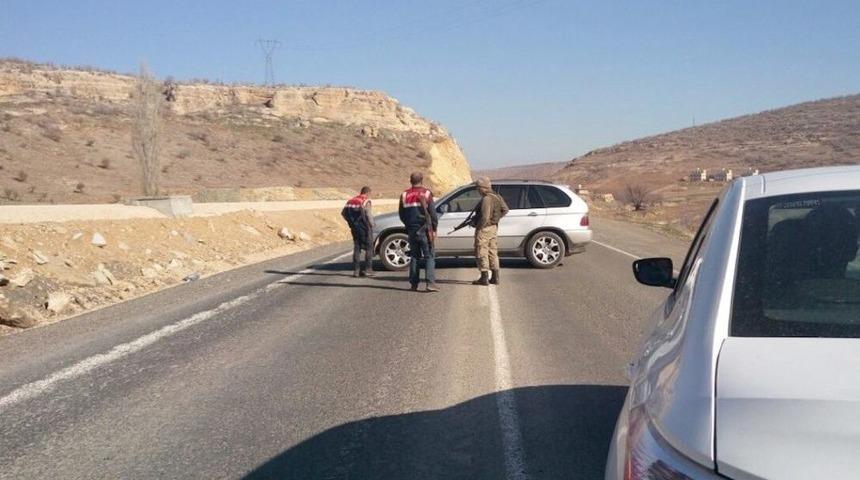 Mardin-diyarbakır Karayolunda Bomba Alarmı