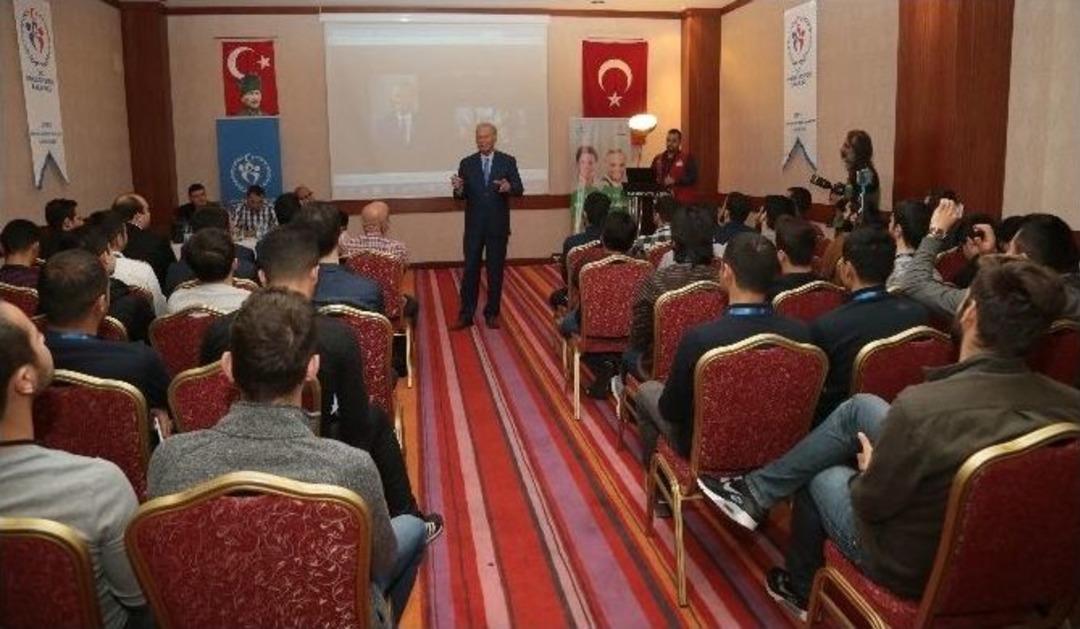 &Uuml;nl&uuml; İsimlerden &Ccedil;evre Eğitimi