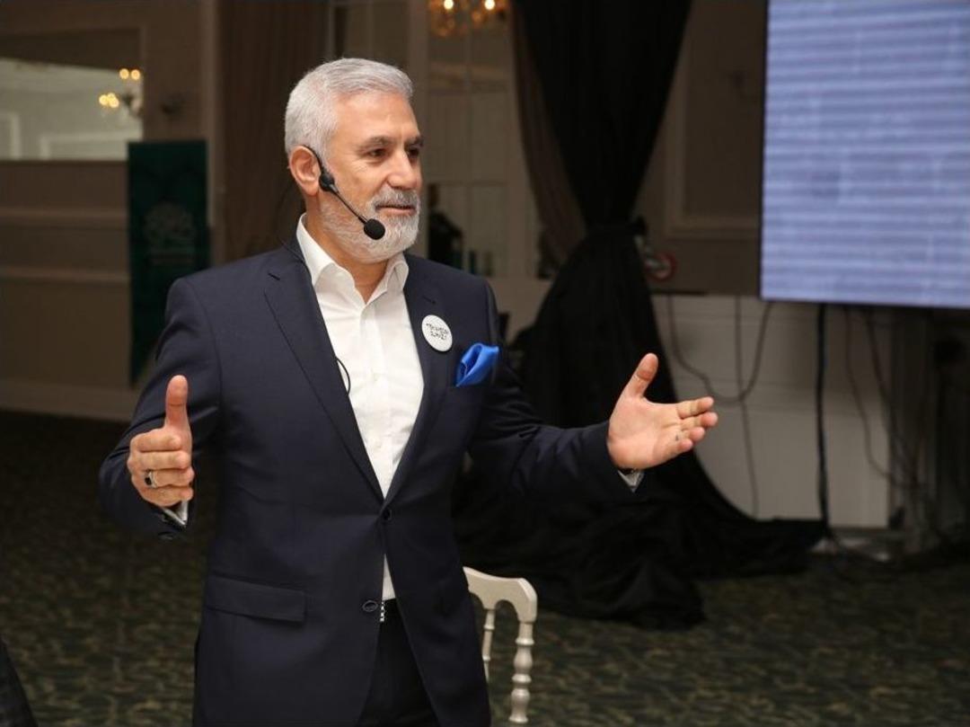 Nil&uuml;fer Belediye Başkanı Bozbey: "bursa&rsquo;nın Trafik Meselesini &Ccedil;&ouml;zmek &Ccedil;ok Kolay"