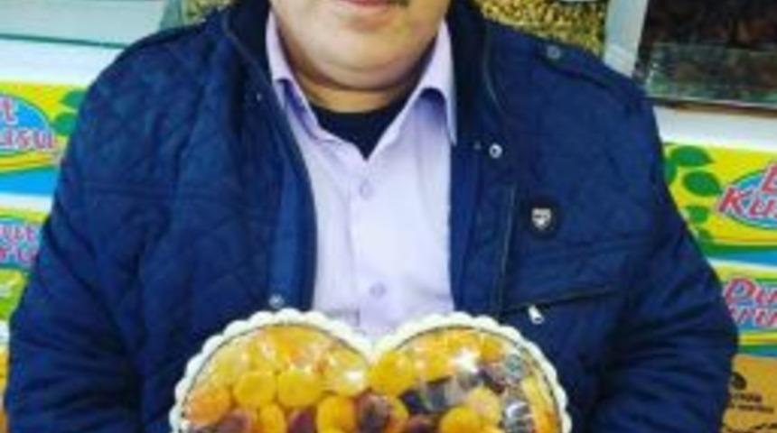 Kayısı Tüccarlarından ’evet’e Destek