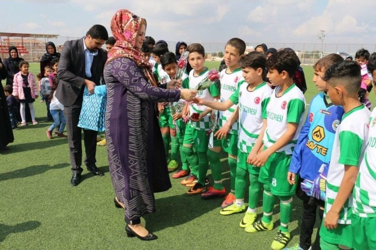 Yeşil Sahada Kadınlar G&uuml;n&uuml; Kutlaması