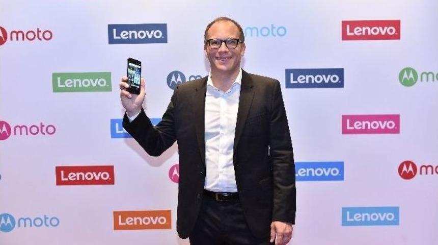 Lenovo Yeni Akıllı Telefonunu Tanıttı