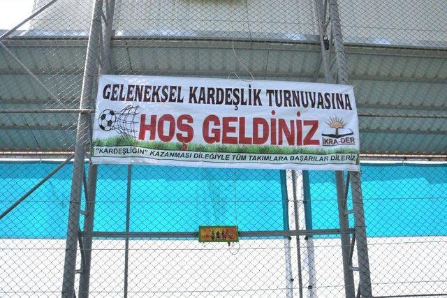 Siverek’te Liseler Arası Kardeşlik Turnuvası Düzenlendi