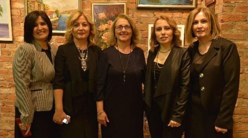 Renklerin Neşesi Sergisi A&ccedil;ıldı