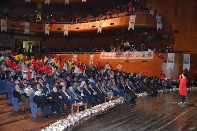 Bursa’da Yetim Dayanışma Gecesi