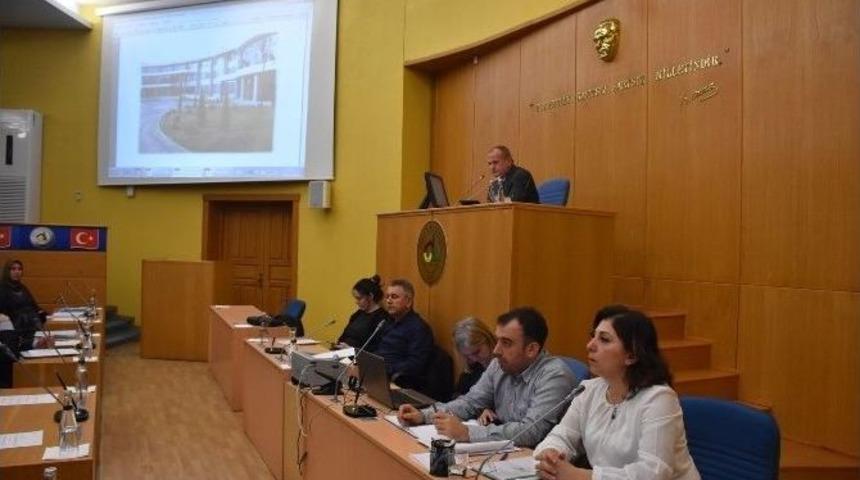 D&uuml;zce Belediyesinin 2017 B&uuml;t&ccedil;esi 255 Milyon Lira