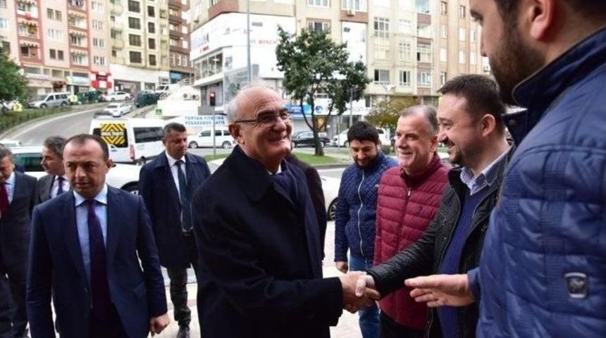 Yılmaz: &ldquo;&ccedil;iftlik Caddesi&rsquo;nin Otopark Sorunu &Ccedil;&ouml;z&uuml;lecek&rdquo;