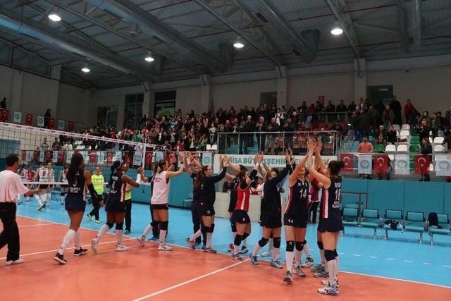 Manisa’nın Sultanlarında, Play-off Heyecanı