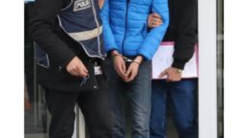 Hastanın Parasını &Ccedil;alan Kantin &Ccedil;alışanı &Ccedil;ıktı