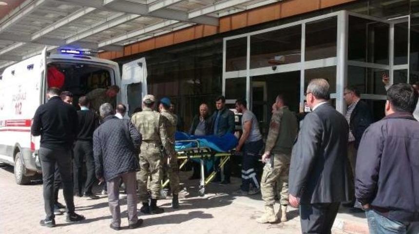 El Bab'da, 4 T&uuml;rk Askeri Yaralandı