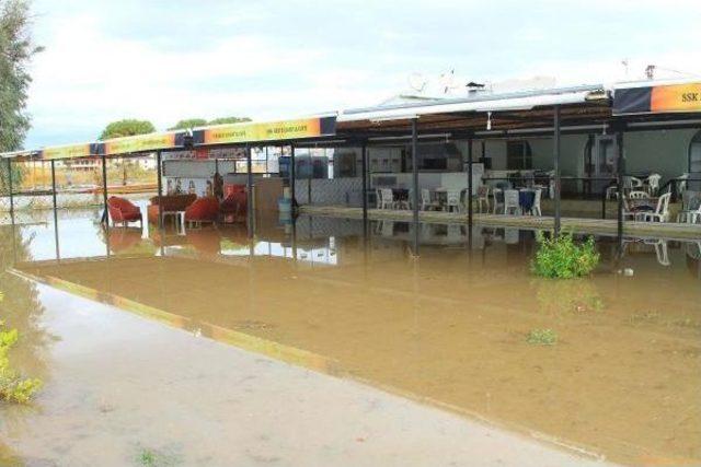 Ayvalık, Sel Sularına Teslim Oldu (3) 2