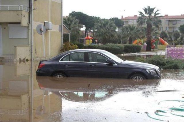 Ayvalık, Sel Sularına Teslim Oldu (3) 3