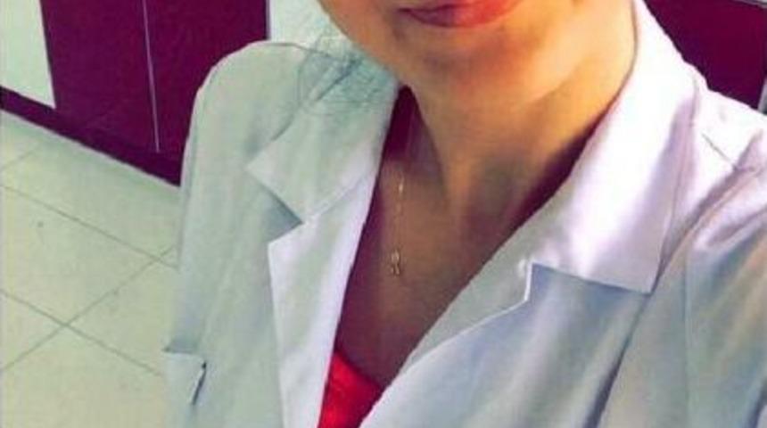 &Uuml;niversiteli Burcu'nun &Ouml;ld&uuml;ğ&uuml; Kazada S&uuml;r&uuml;c&uuml;n&uuml;n Serbest Bırakılmasına Tepki