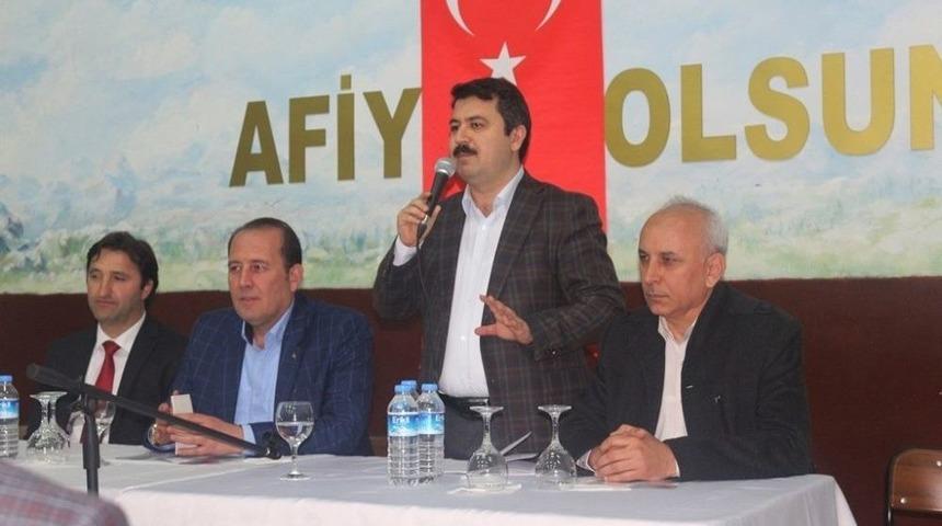 Ak Parti&rsquo;nin İn&ouml;n&uuml;&rsquo;de İl&ccedil;e &Uuml;ye Buluşması