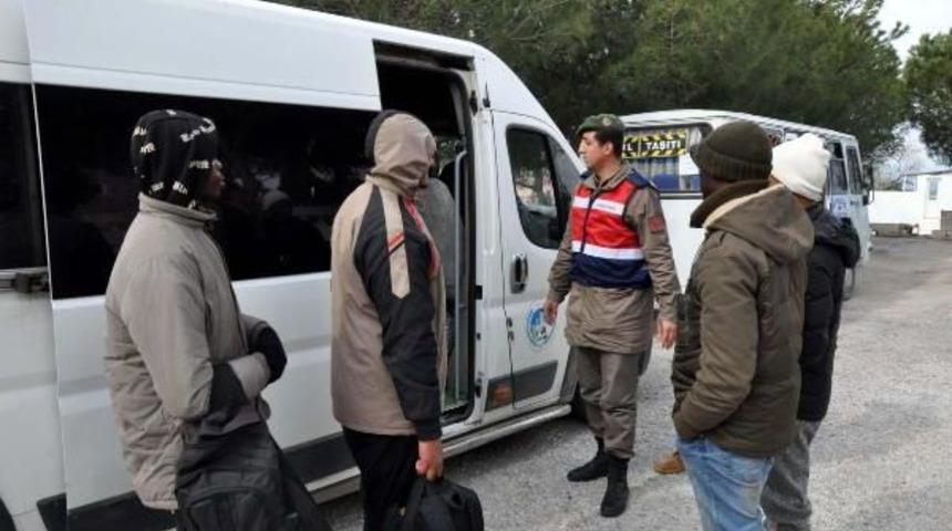 Ayvacık'ta 89 Ka&ccedil;ak Yakalandı