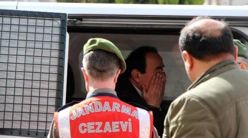 Alaattin &Ccedil;akıcı, Ameliyat I&ccedil;in Hastaneye Yattı