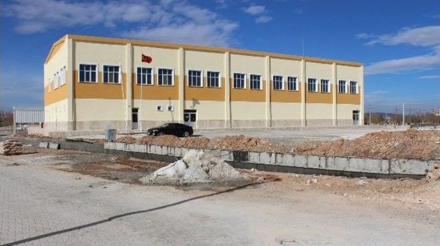 Kazımkarabekir İl&ccedil;e Spor Salonunda Bakım Ve Onarım &Ccedil;alışmaları Tamamlandı