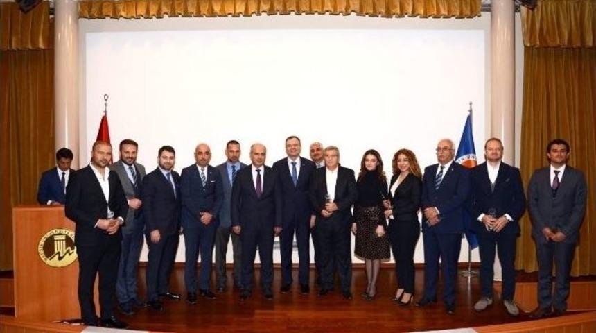 &rsquo;fikir Otob&uuml;s&uuml; &Ouml;n Kulu&ccedil;ka Merkezi Projesi&rsquo;nin İlk D&ouml;nemi Tamamlandı