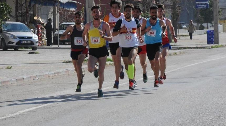 Kadirli&rsquo;de Kurtuluş Koşusu