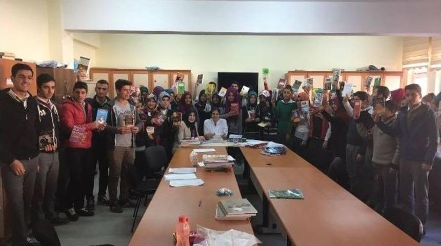 Sincik&rsquo;te "dost Kitaplar-dost &Ouml;ğrenciler Kitap Okuma Etkinliği"