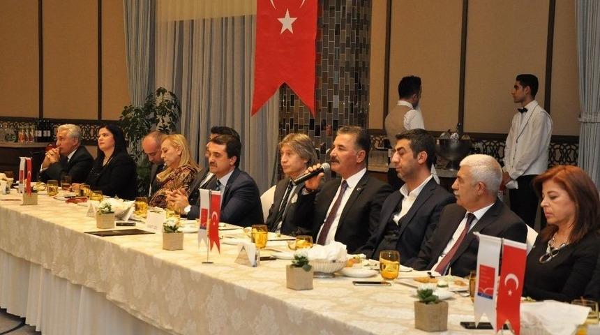 Başkan Tuna, Turizm Yatırımcılarını Toroslar&rsquo;a Davet Etti