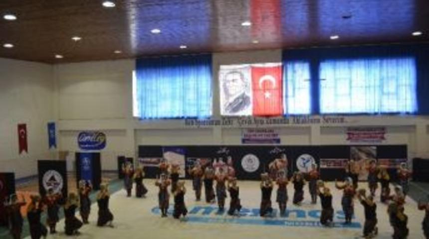 Adıyaman Halk Oyunları Ekibi T&uuml;rkiye Şampiyonasına Katılıyor