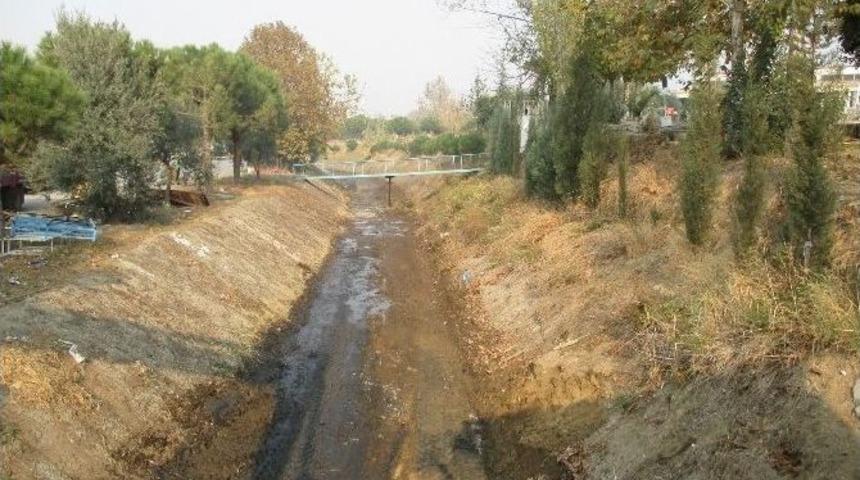 Turgutlu&rsquo;nun Dereleri Temizlendi