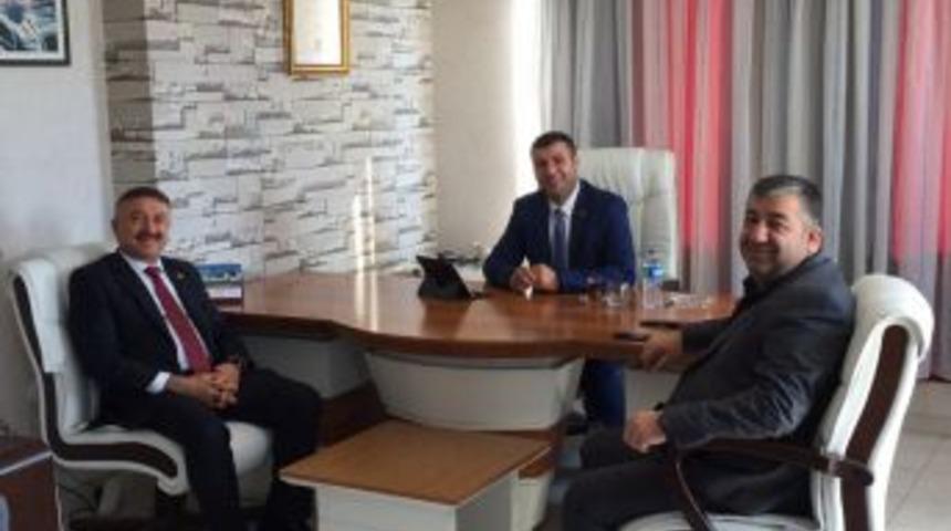 Ak Parti&rsquo;li &Ouml;zkan&rsquo;dan Başkan Karak&rsquo;a Ziyaret